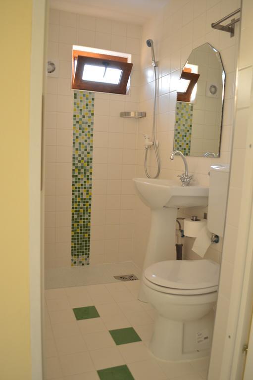 Hotel Nova Buzău Esterno foto